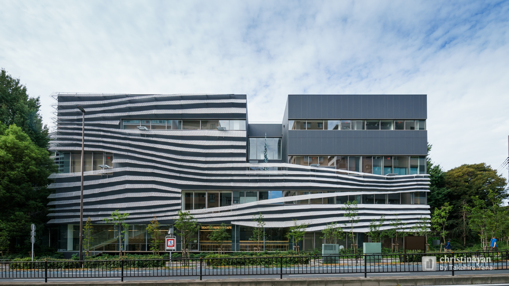 The facade of Ochanomizu University, Hisao & Hiroko Taki Plaza (お茶の水女子大学　国際交流留学生プラザ)
