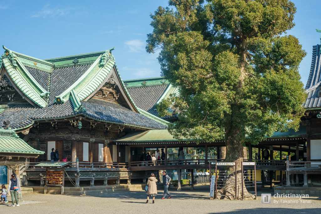 Exterior view of Shibamata Taishakuten (柴又帝釈天)