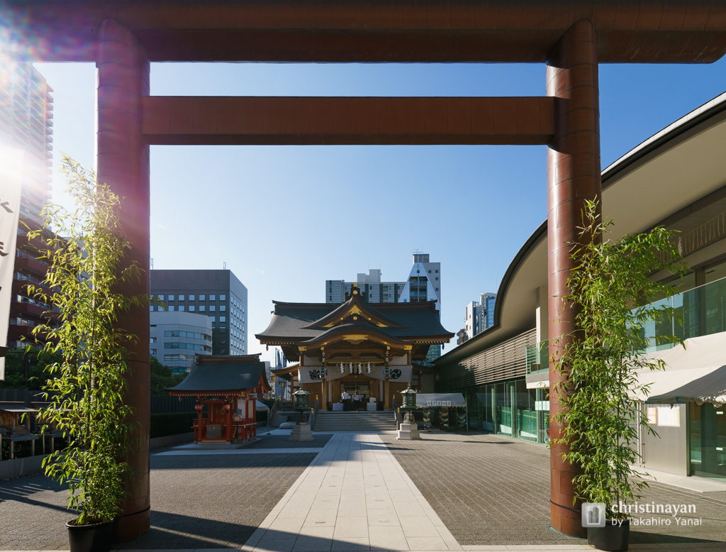 Indoor view of Suitengu Shrine, remaking (水天宮御造替)