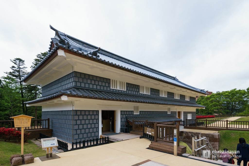 Full view of Nezumitamon Gate (金沢城　鼠多門)