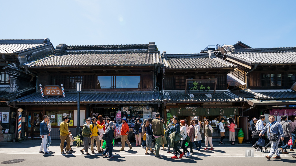 The facade of Gin Pari (ヘアーサロン銀巴里)