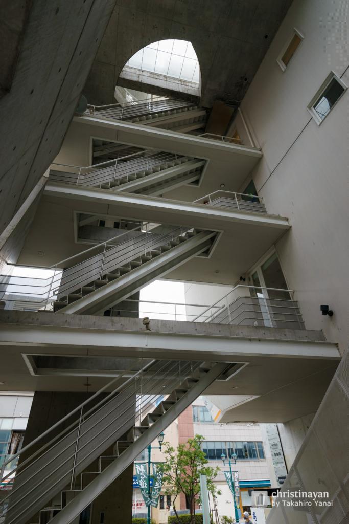 Exterior view of Third Millennium Gate (サードミレニアムゲート)