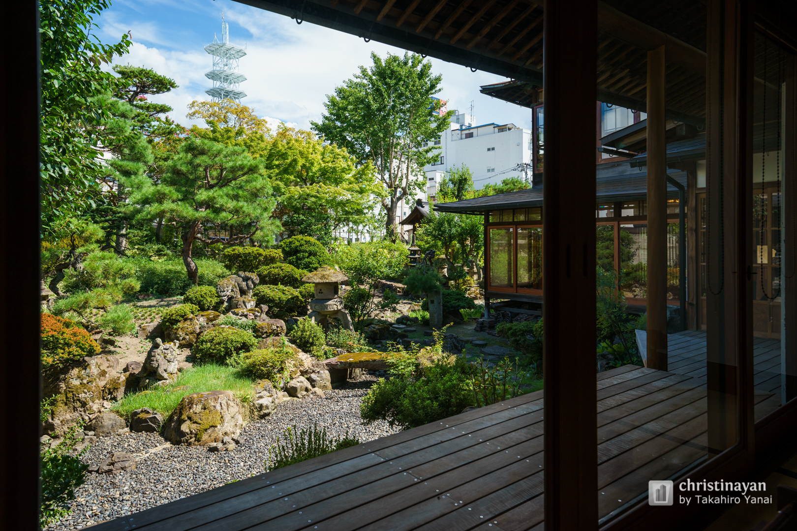 Indoor view of Fukunishi Honten (福西本店)