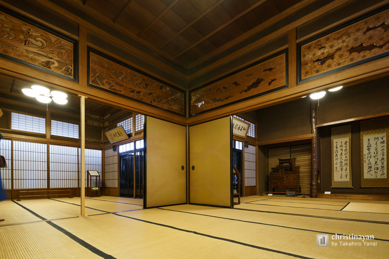 Indoor view of Fukunishi Honten (福西本店)