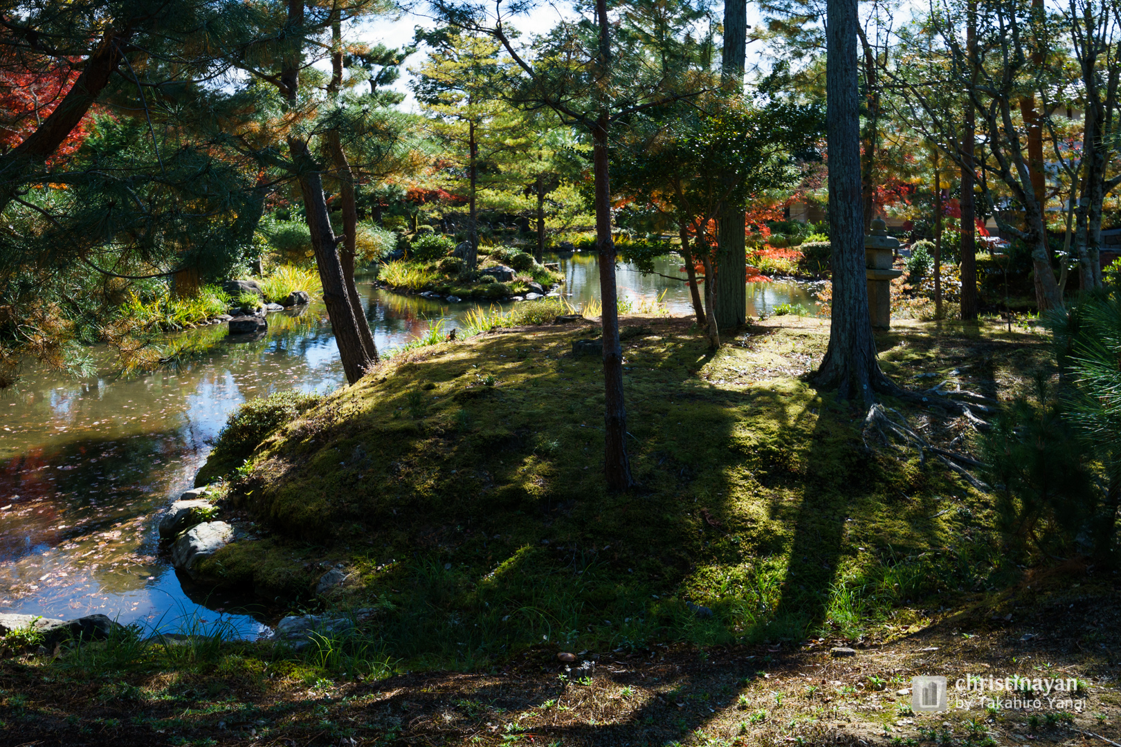 Exterior view of Tohjiin Temple (等持院)