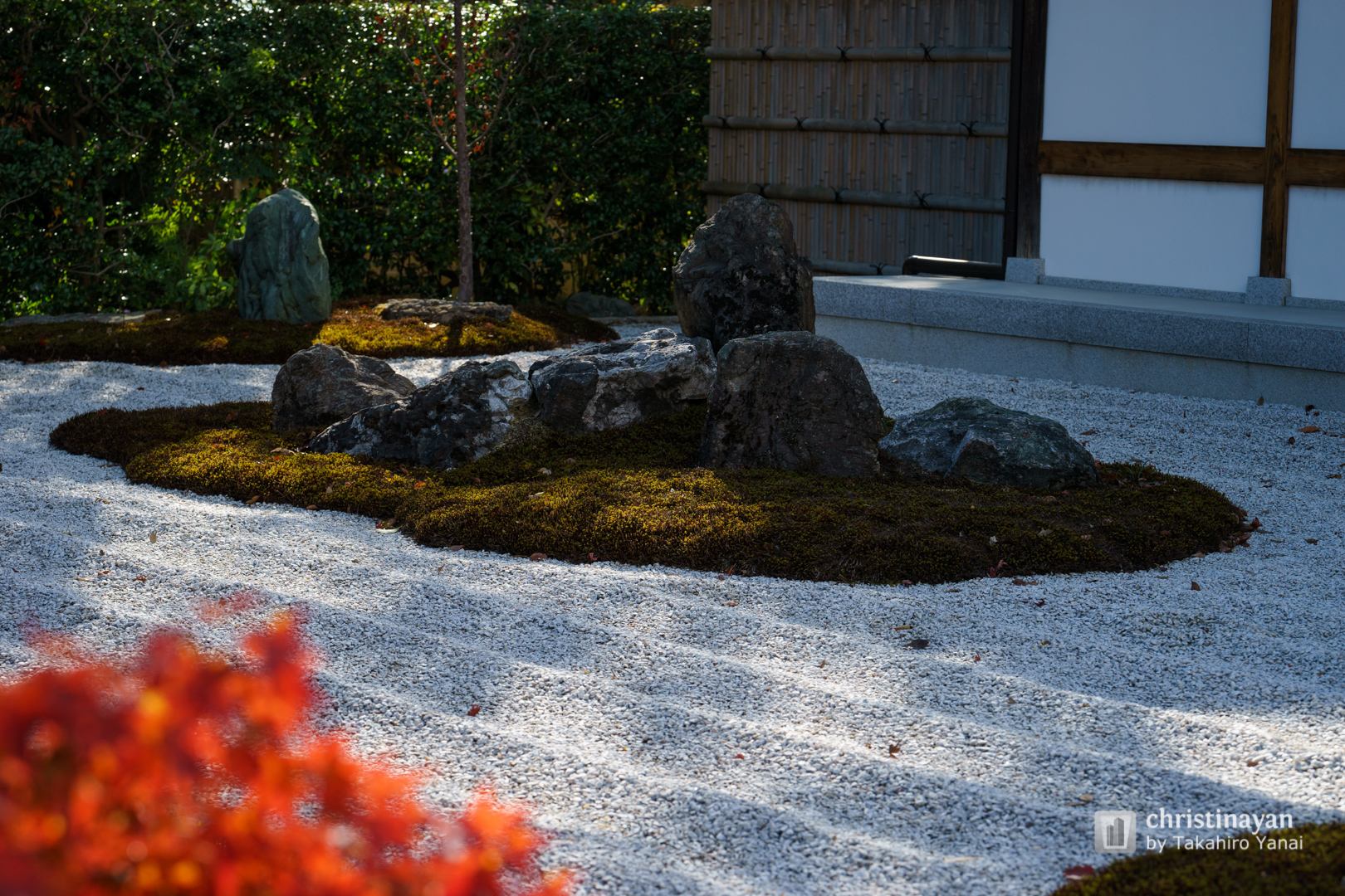 Exterior view of Ninnaji Temple (仁和寺)