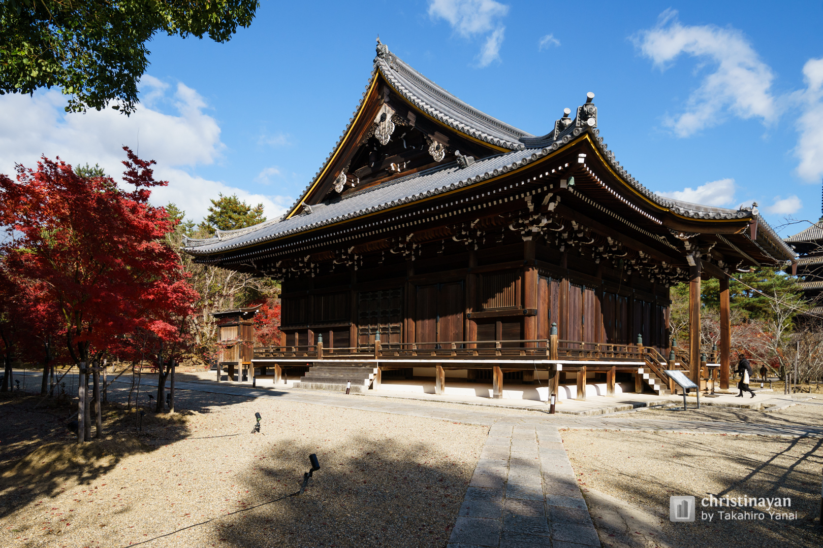Exterior view of Ninnaji Temple, Kannondo (仁和寺　観音堂)