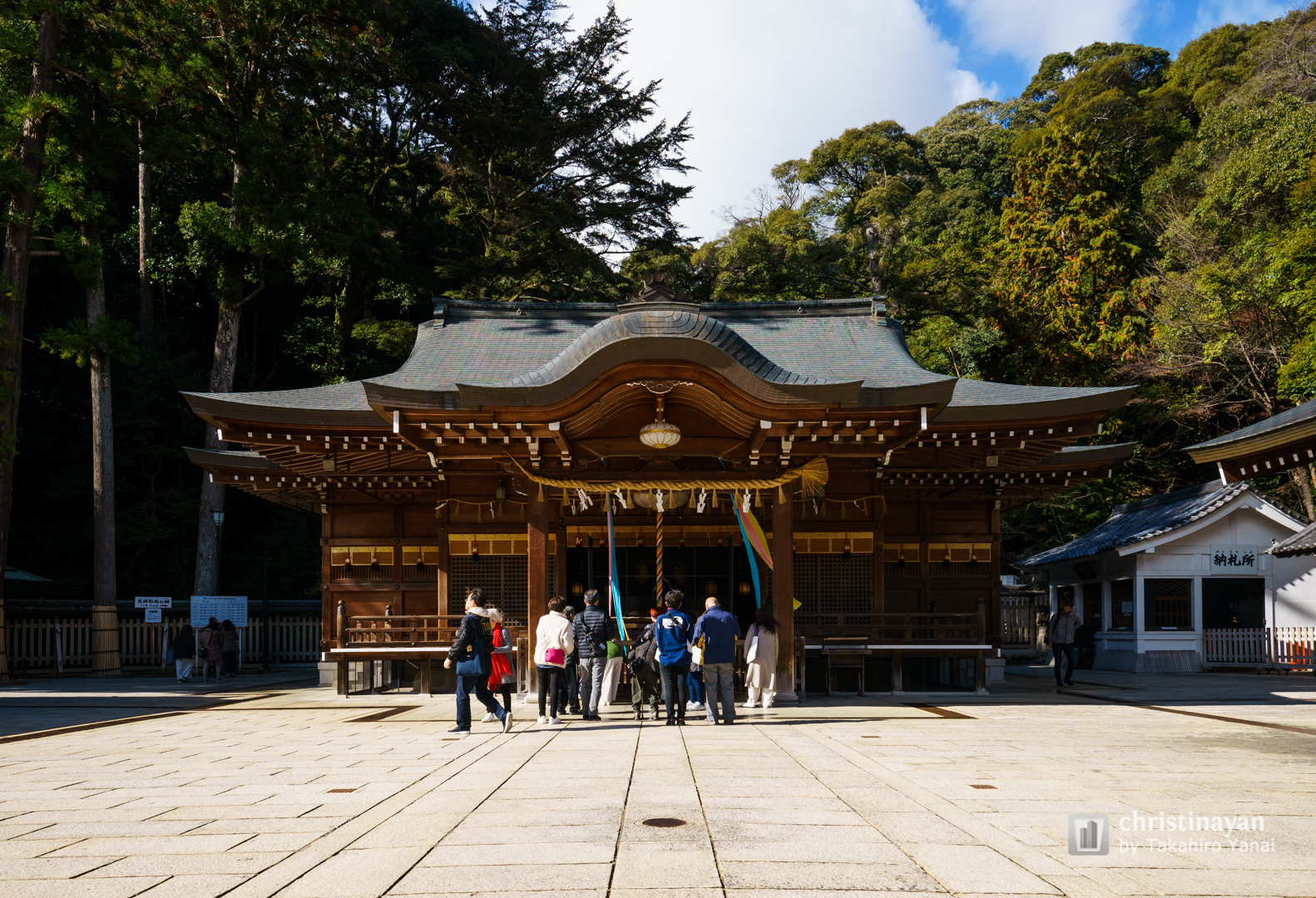 Exterior view of Kiyoshikojin Temple (清荒神清澄寺)