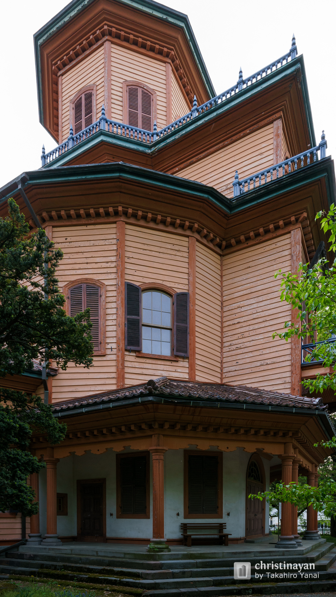 Exterior view of Former Saiseikan (旧済生館本館)