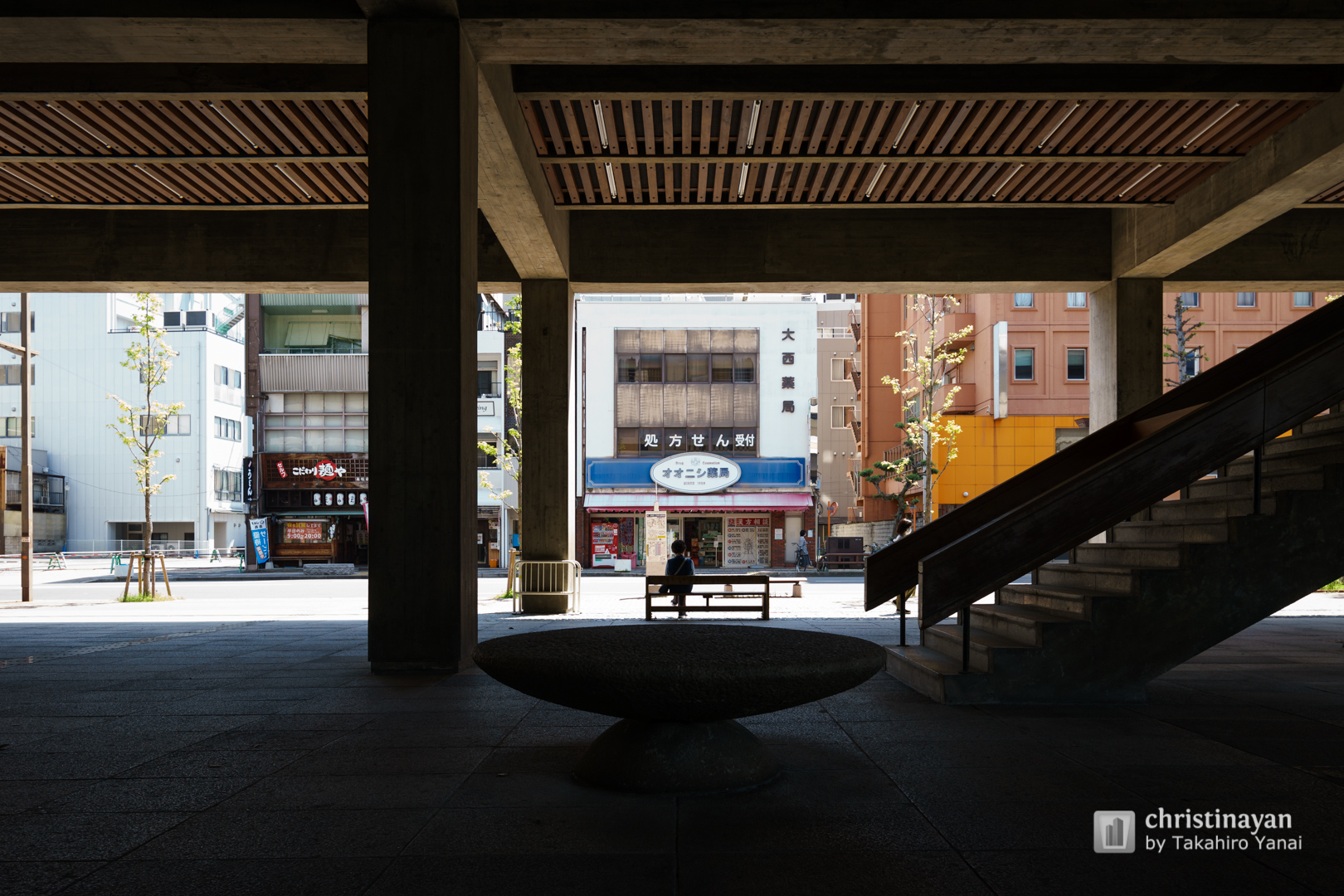 Indoor view of Kagawa Prefectural Government Office, East Building (香川県庁舎　東館)