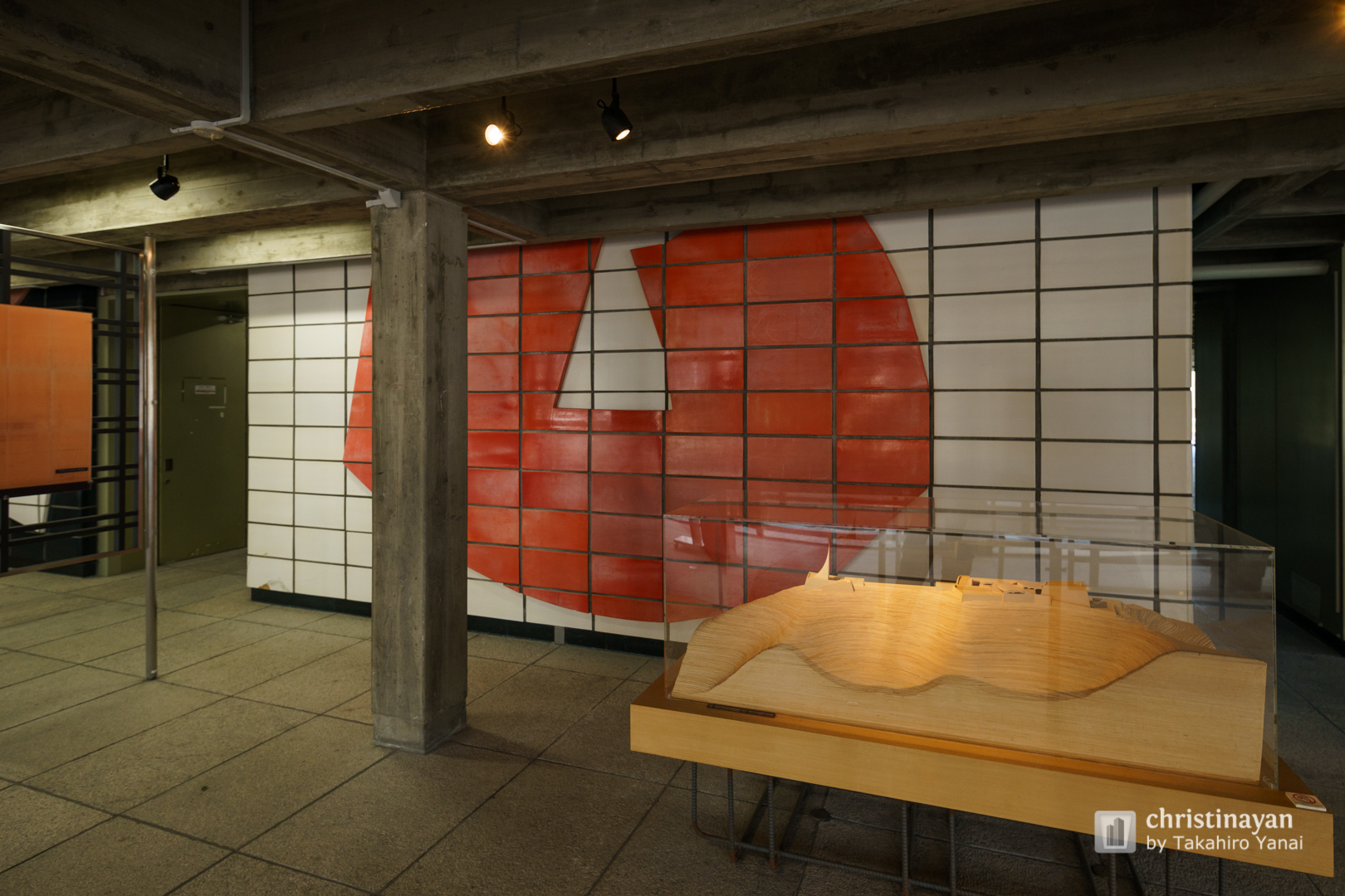 Indoor view of Kagawa Prefectural Government Office, East Building (香川県庁舎　東館)