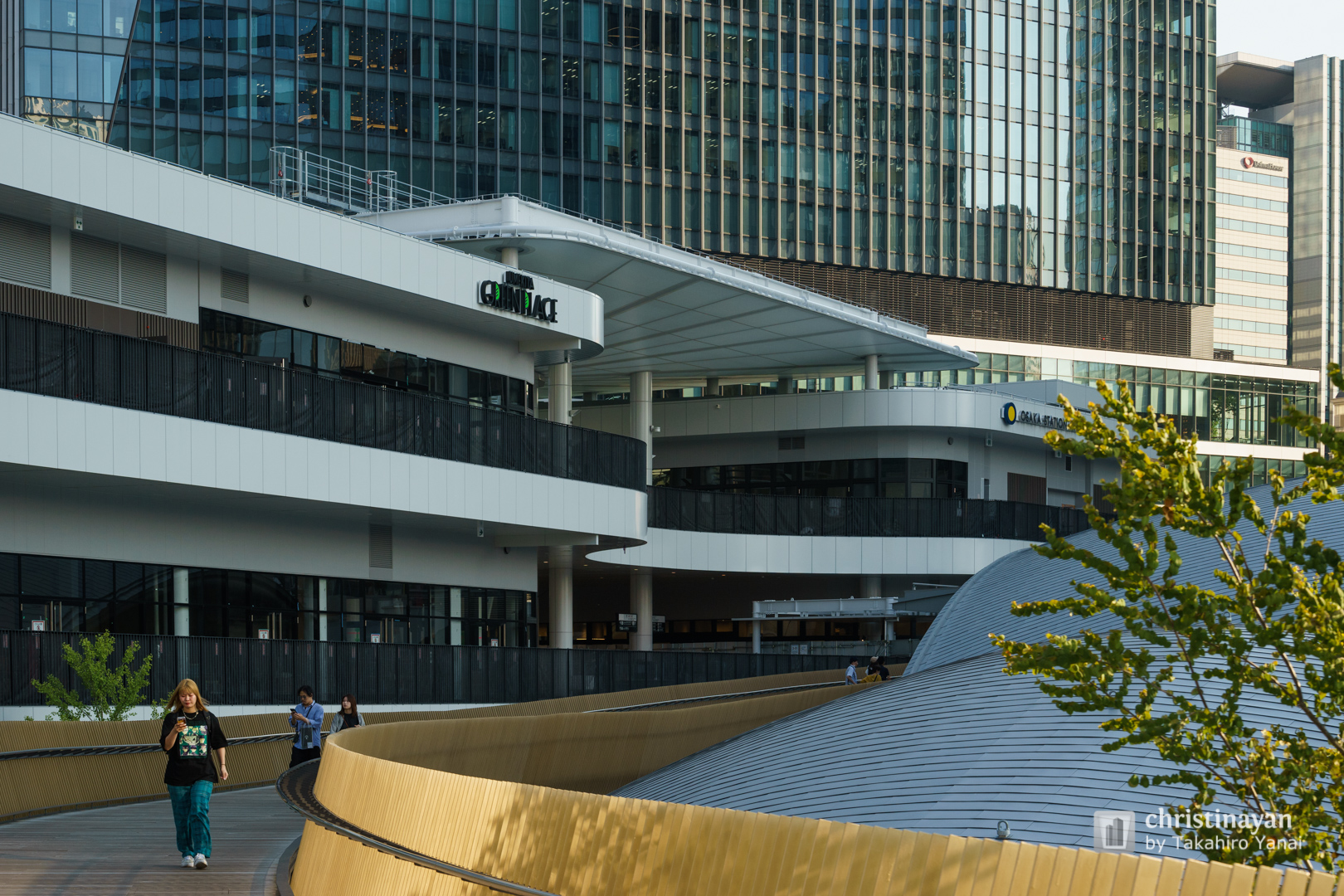 Exterior view of Grand Green Osaka, Hirameki Road (グラングリーン大阪　ひらめきの道)