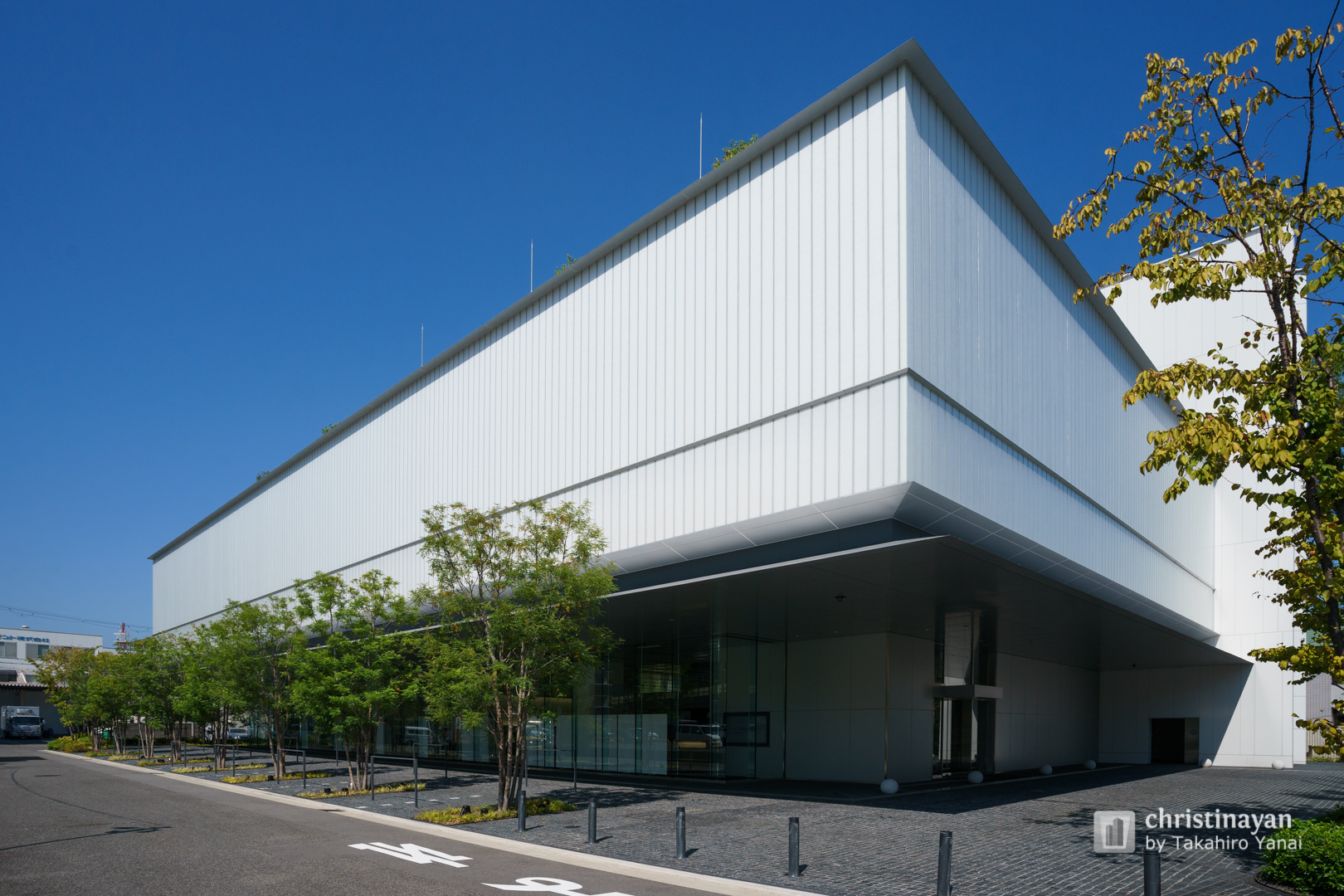 Exterior view of Shimano Bycycle Museum (シマノ自転車博物館)