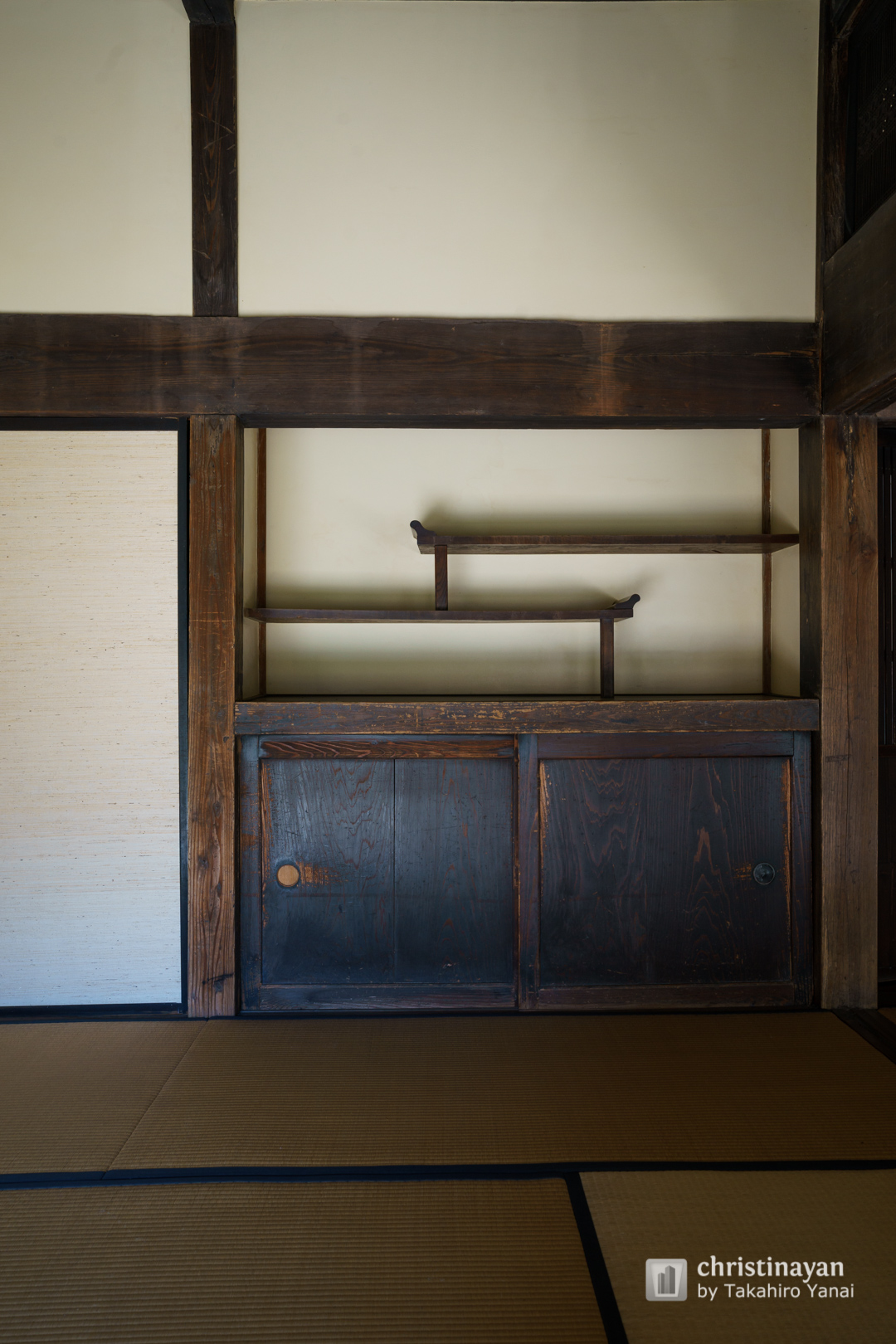 Indoor view of Shoji Hamada s House (旧濱田庄司邸)