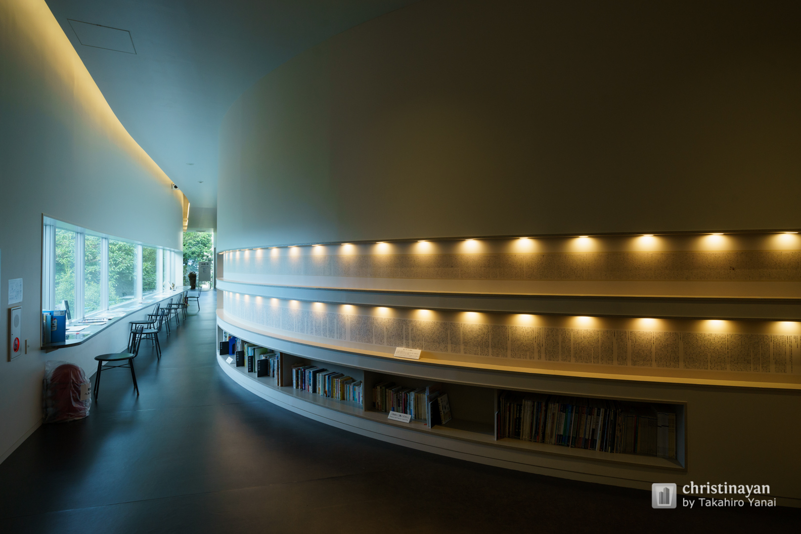 Interior view of Minakata Kumagusu Museum (南方熊楠記念館)