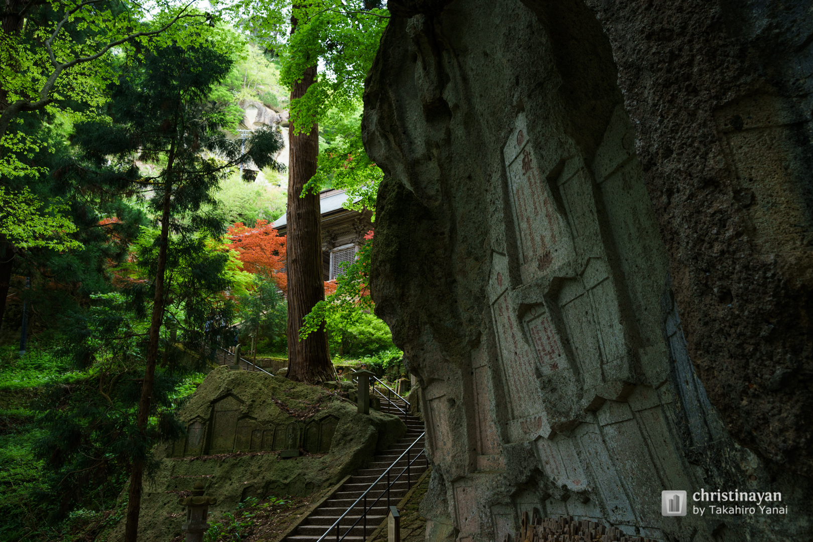 Exterior view of Rissyakuji Temple (宝珠山　阿所川院　立石寺)