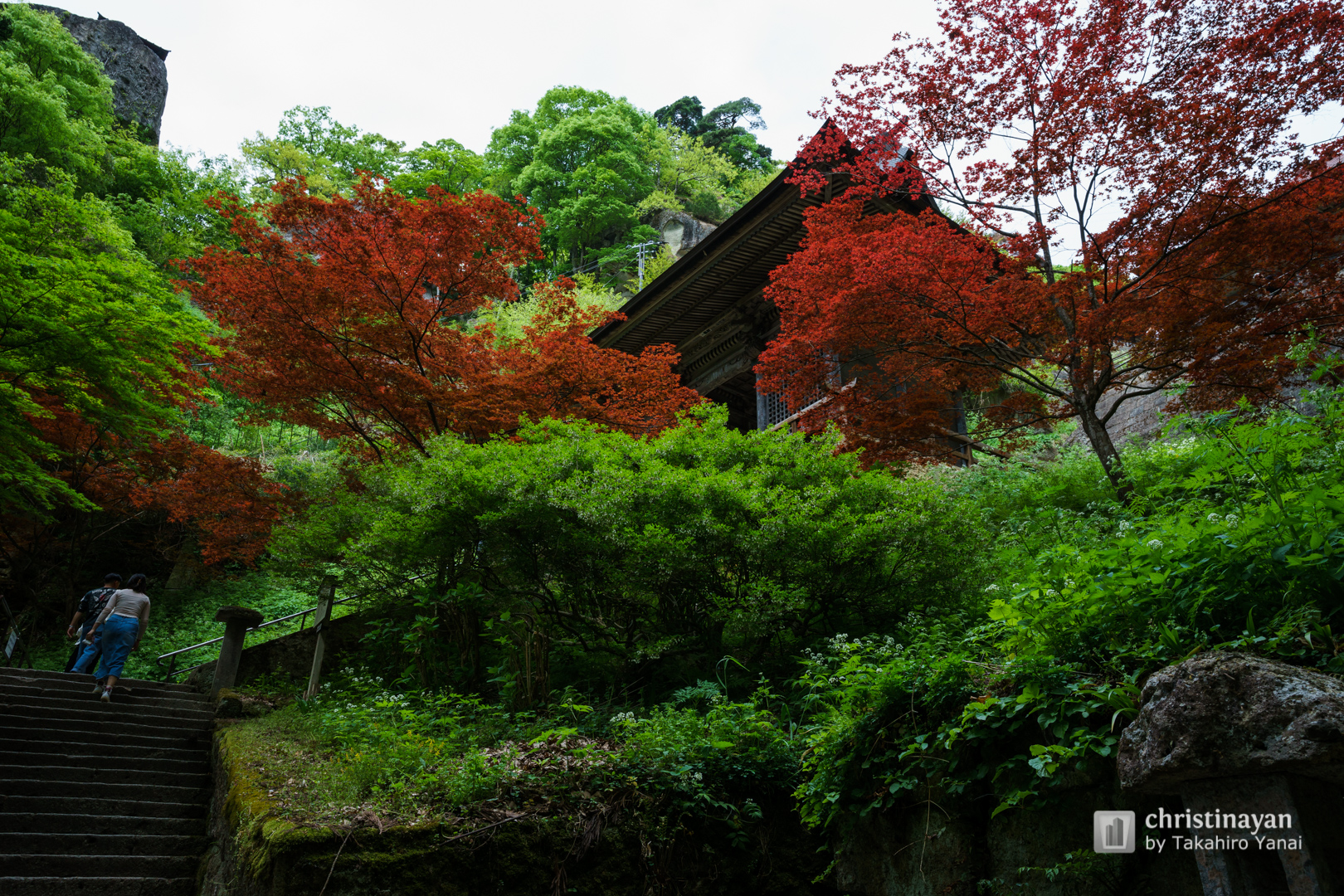Exterior view of Rissyakuji Temple (宝珠山　阿所川院　立石寺)