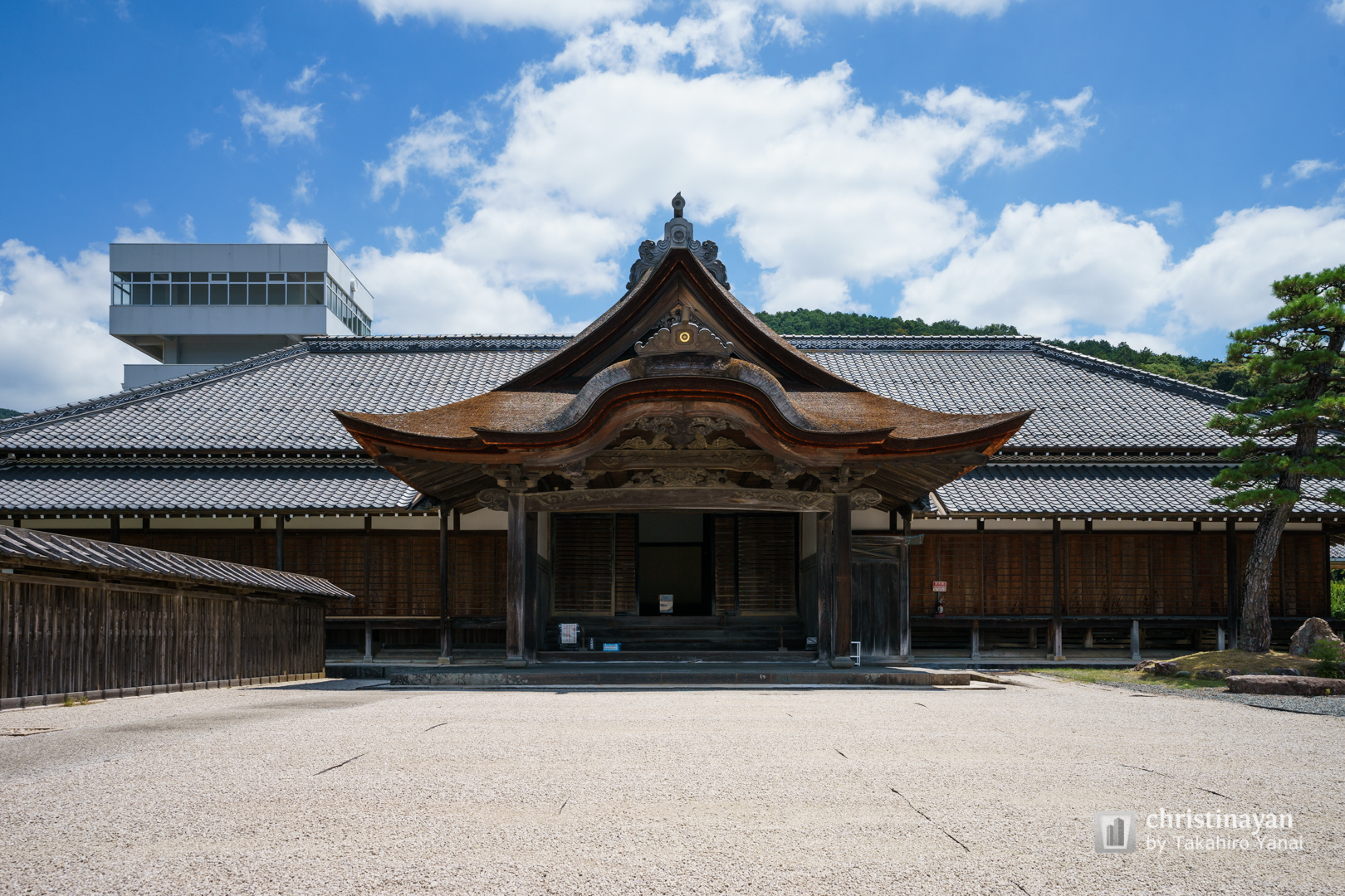 Exterior view of Kaibara Jinya Ato (柏原藩陣屋跡)