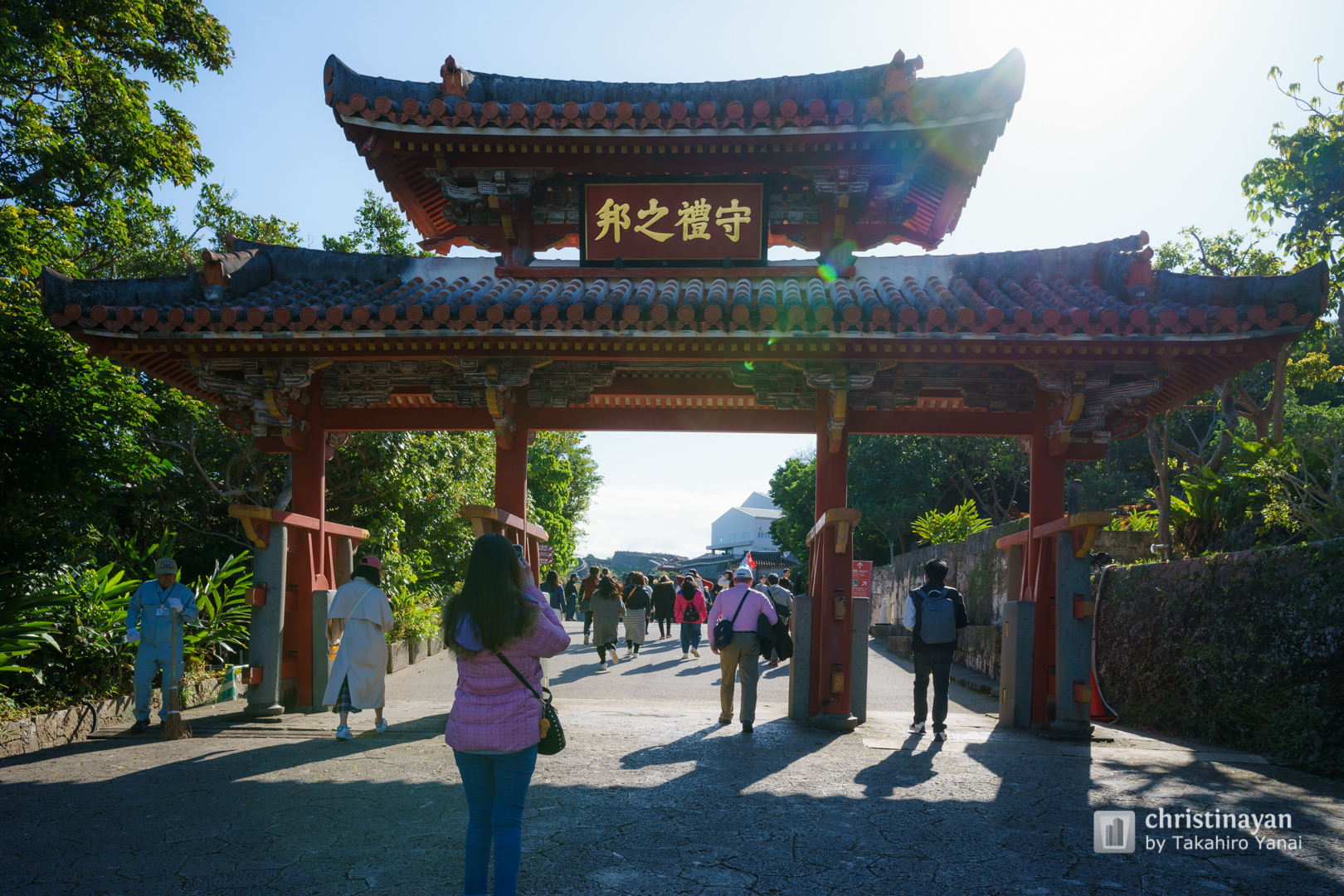 Exterior view of Shurijo Castle, Shureimon Gate (首里城　守礼門)