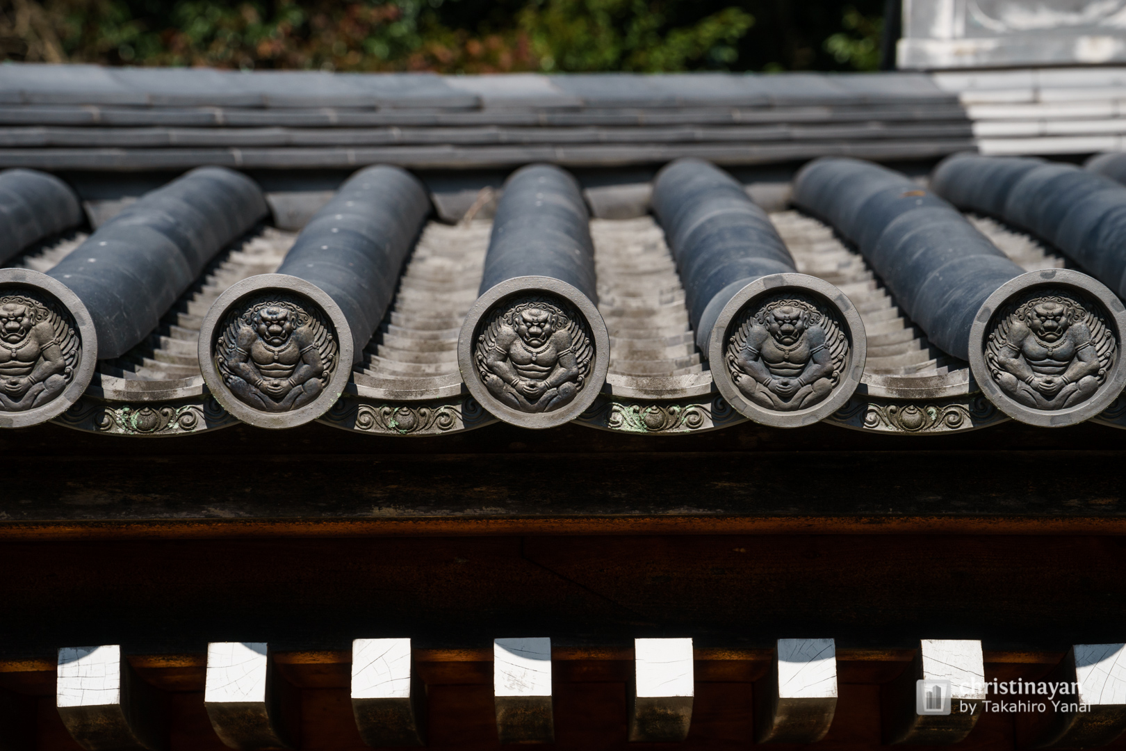Exterior view of Manganji Temple (満願寺)