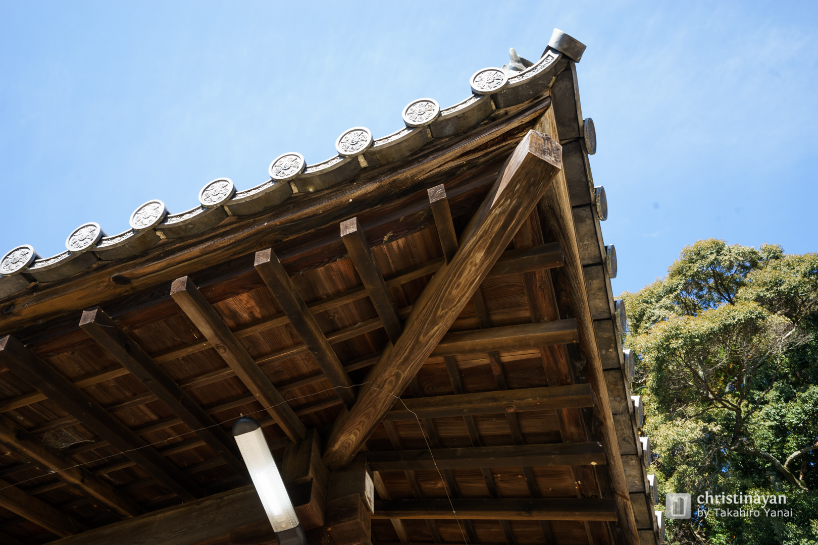 Exterior view of Manganji Temple (満願寺)