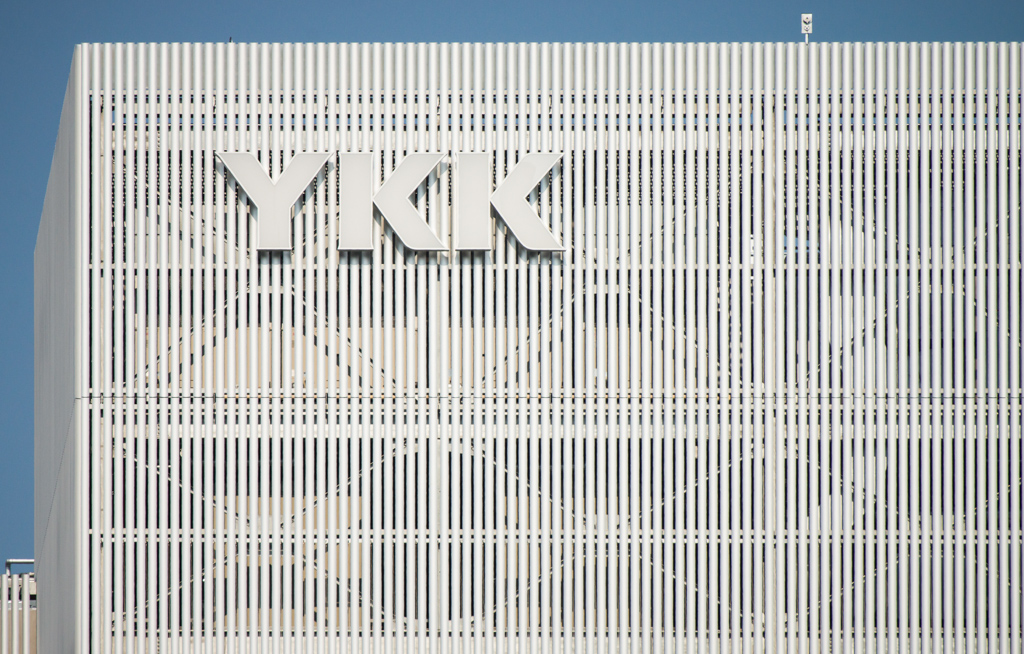 Detail of YKK 80 Building (YKK80ビル)