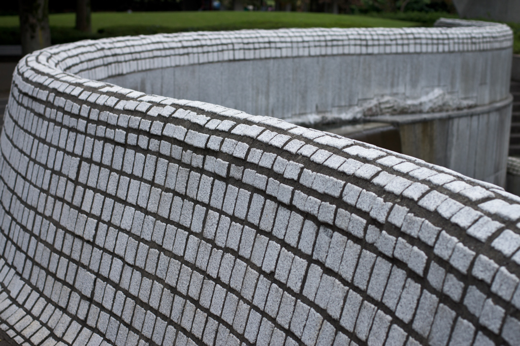 Details of Setagaya Art Museum (世田谷美術館)