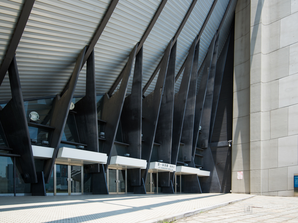 Entrance of Yoyogi National Gymnasium 1 (国立代々木競技場)