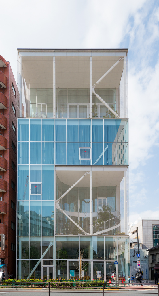 Facade of SHIBAURA HOUSE (芝浦のオフィス)