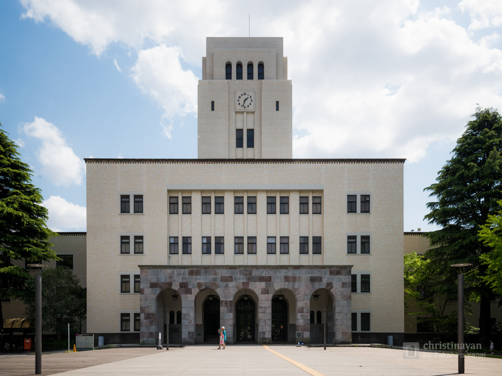 Facade of Tokyo Institute of Technology, Main Building (東京工業大学　本館)