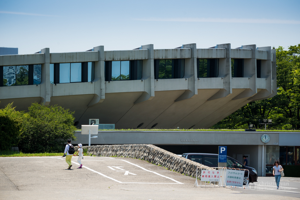 Facade of Yoyogi National Gymnasium 2 (国立代々木競技場　第二体育館)