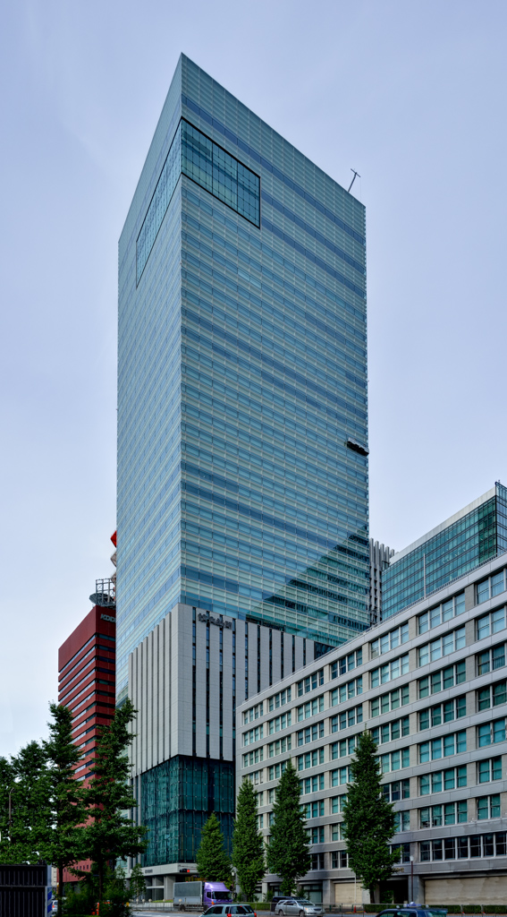 General view of Yomiuri Shimbun Head Office Building (読売新聞東京本社ビル).