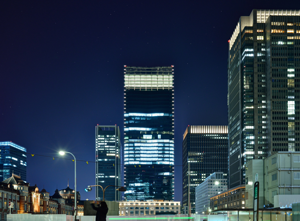 JP Tower in the night (JPタワー)