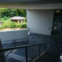 Exterior view of Himeji City Museum of Literature (姫路文学館)
