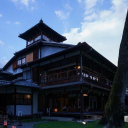 Exterior view of Old Mitsui Family Shimogamo Villa (旧三井家下鴨別邸)