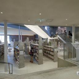 Indoor view of Matsubara City Library (読書の森)
