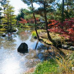 Exterior view of Tohjiin Temple (等持院)