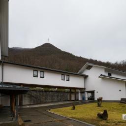 Exterior view of The Museum of Ceramic Art, Hyogo (兵庫県陶芸美術館)