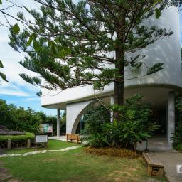 Exterior view of Minakata Kumagusu Museum (南方熊楠記念館)