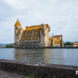 Exterior view of Hotel Kawakyu (ホテル川久)