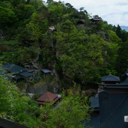 Exterior view of Rissyakuji Temple (宝珠山　阿所川院　立石寺)