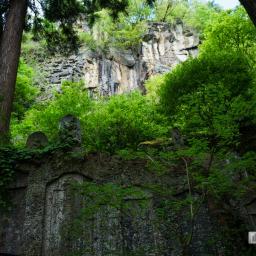 Exterior view of Rissyakuji Temple (宝珠山　阿所川院　立石寺)