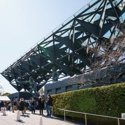Exterior view of Isshinji Temple, Niohmon Gate (一心寺　仁王門)