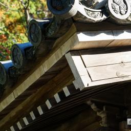 Exterior view of Tada Shrine (多田神社)