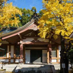 Exterior view of Tada Shrine (多田神社)