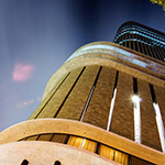 Upward view of Nakanoshima Festival Tower (中之島フェスティバルタワー)